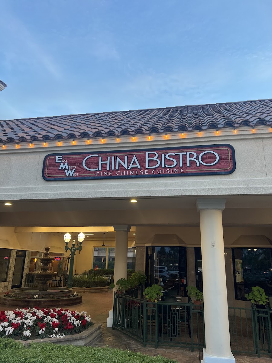 E.m.w. China Bistro